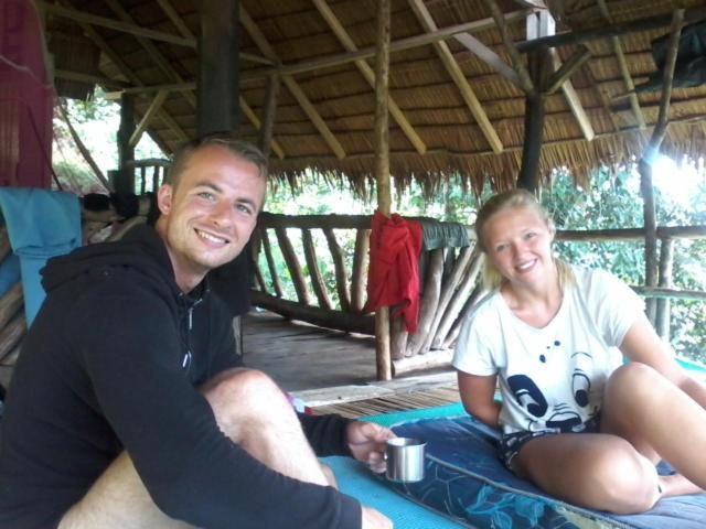 Orangutantreksumatra & Lovely Jungle Lodge Only Book If You Are Treking With Us Bukit Lawang Phòng bức ảnh